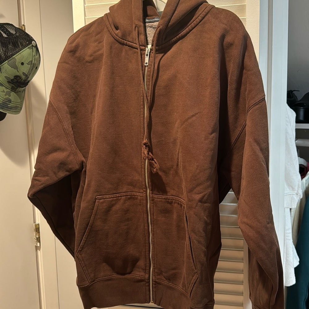 brandy melville christy zip up hoodie
